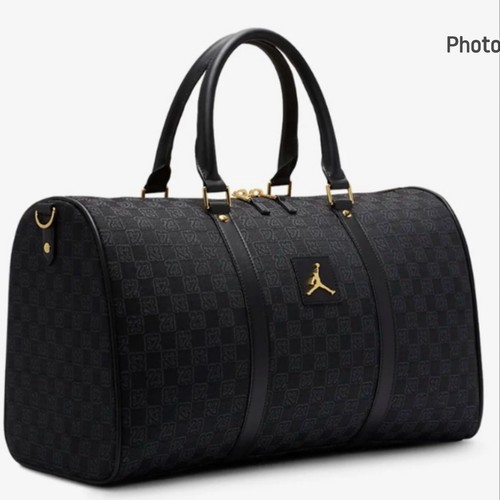 Air jordan monogram - air,